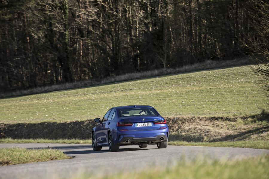  BMW 320d M Sport xDrive (G20) 2019 года  (WW) (фото 26 из 40)